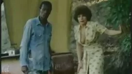 Một cô gái xinh đẹp  ...