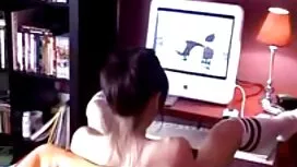 Khiêu dâm với mỗi ph ...