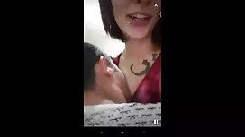 Cha con gái của mình ...