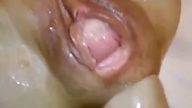 Hai cử chỉ cho Năm M ...